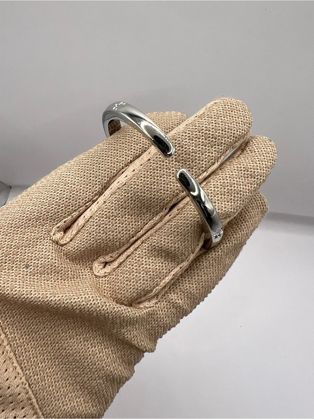 Snowflake Silver Tone Bangle Cuff Watch Holiday Fashion Jewelry